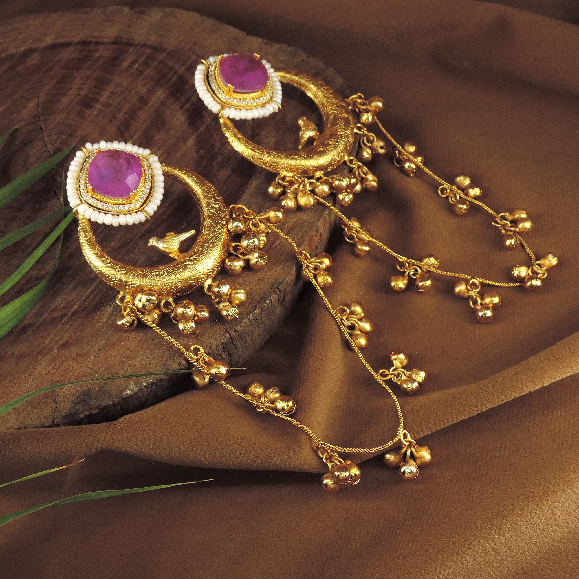 Aks-e-Mehtab earings
