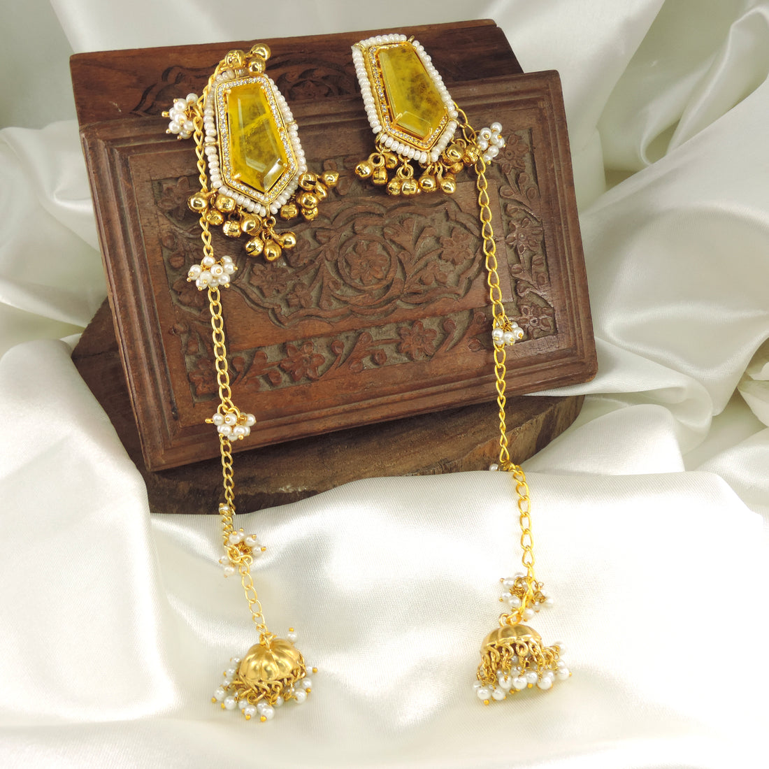 Baano Laadli Earings