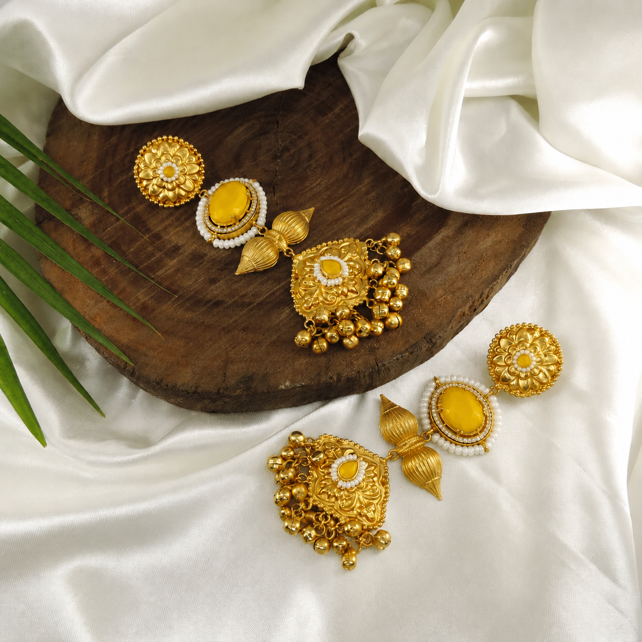 Gulnaar jhumka