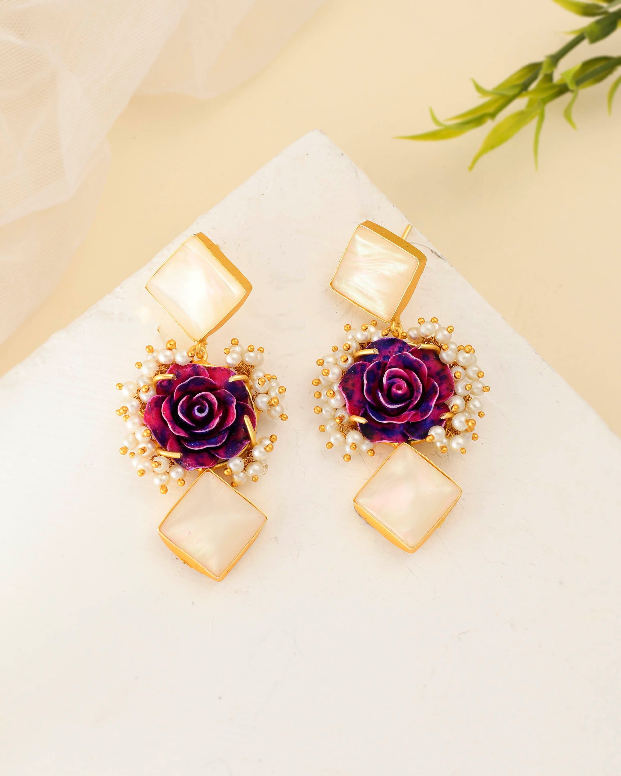 FLOWER PEARL EARING