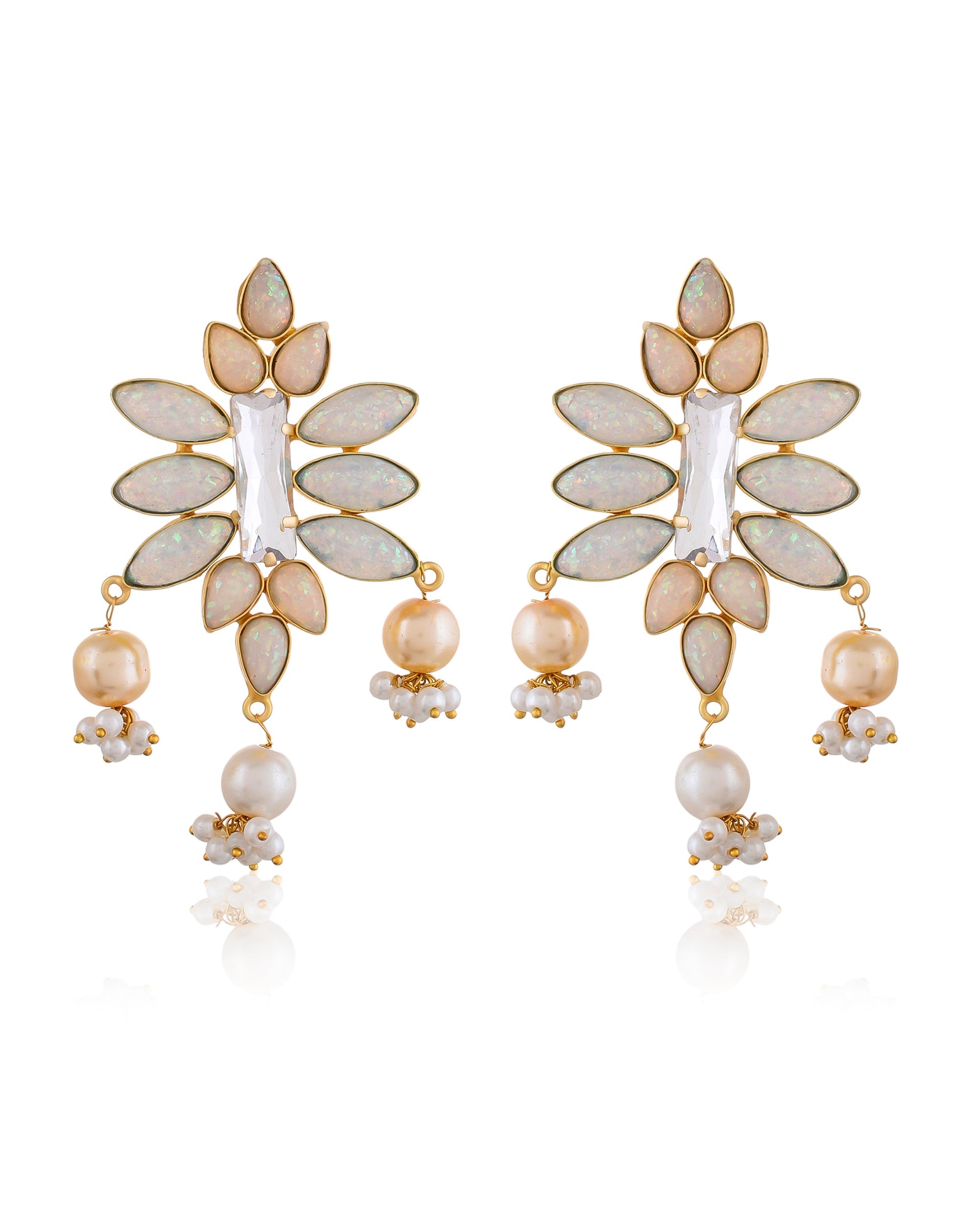 ROYAL STUDS