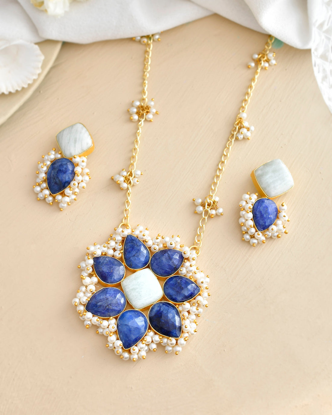 FIRDAUS PENDANT