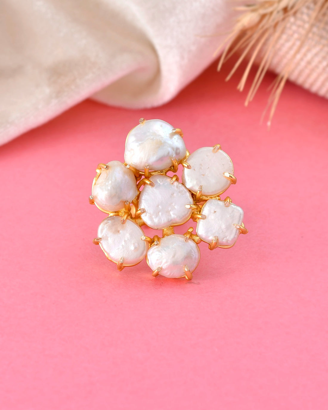 PEARL AFFAIR RING