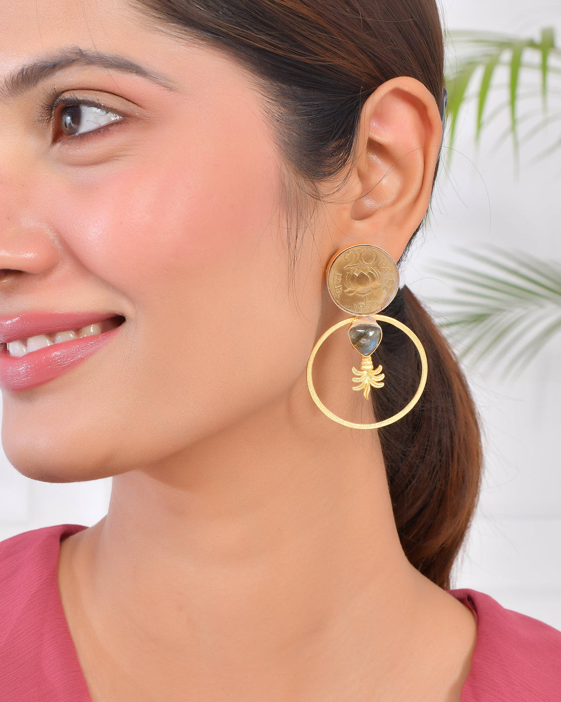 CLOUD OF PEARL AND SHELL EARING
