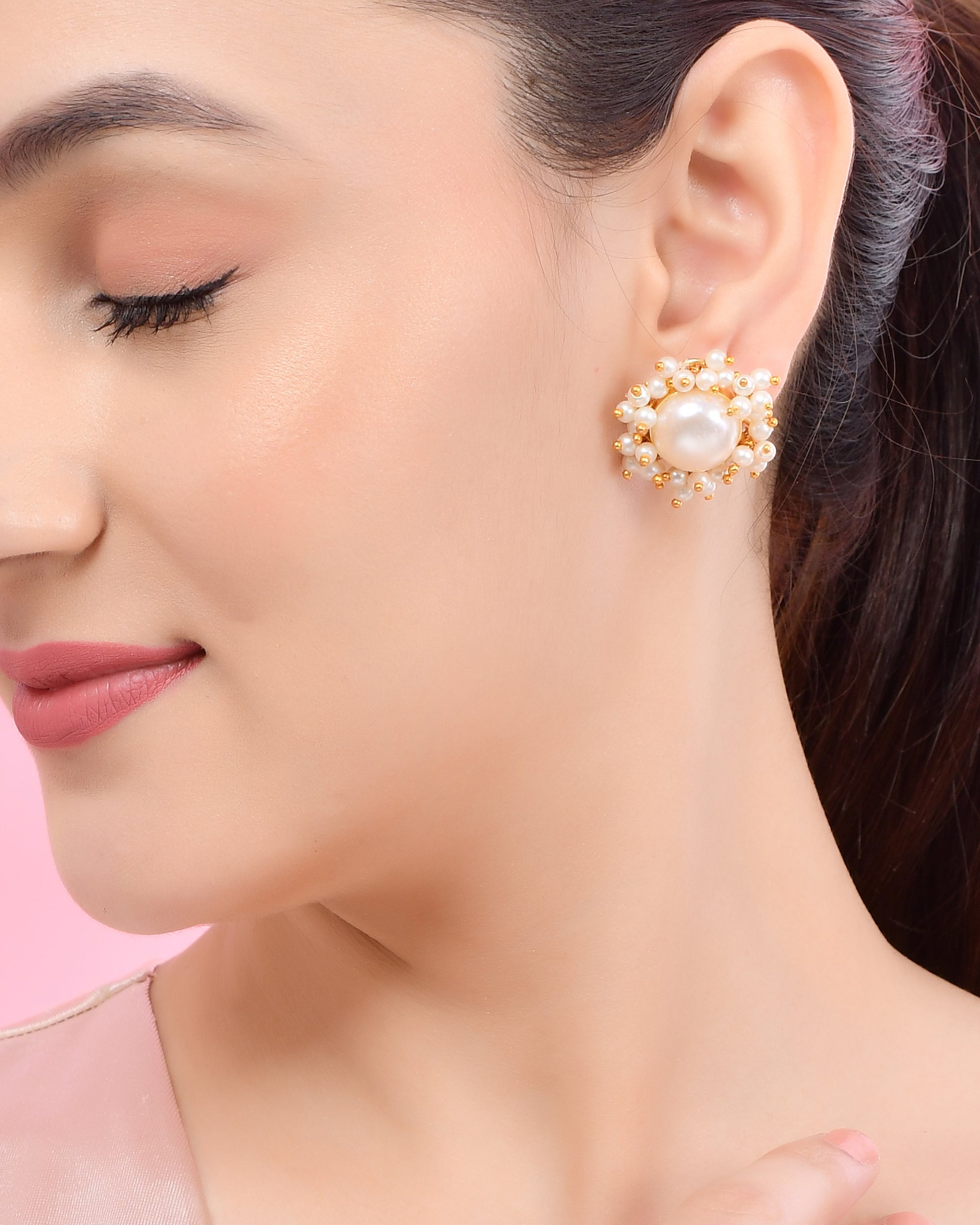 DAILYWEAR STUDS