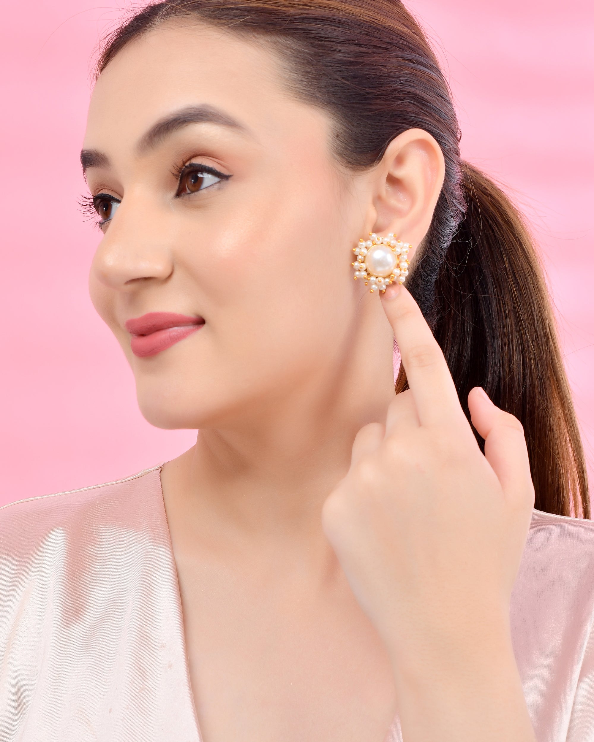 DAILYWEAR STUDS