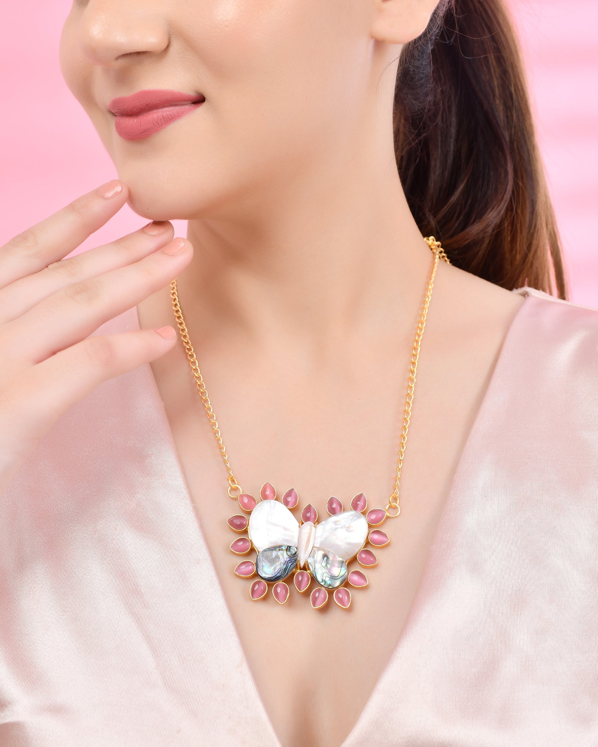 GLOW RADIANCE PENDANT (No Earing with it )