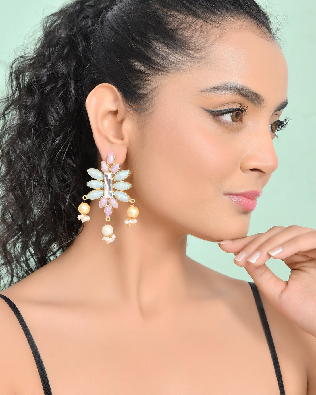 MIX COLOURED EARING