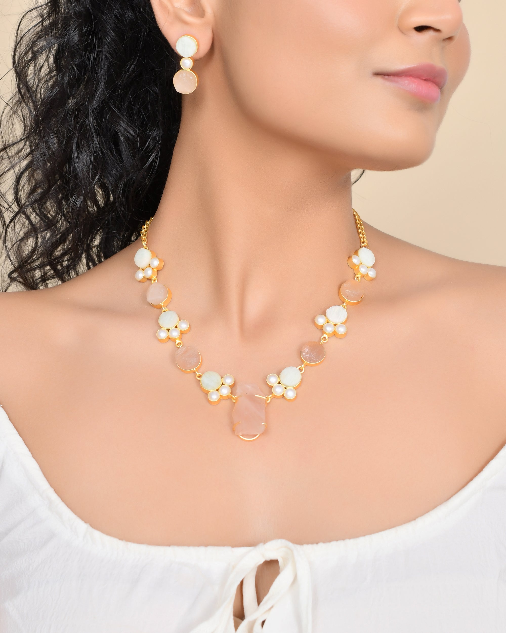SUBROSA NECKLACE