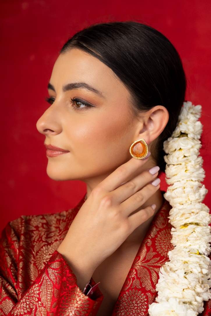 Ruhani Tops
