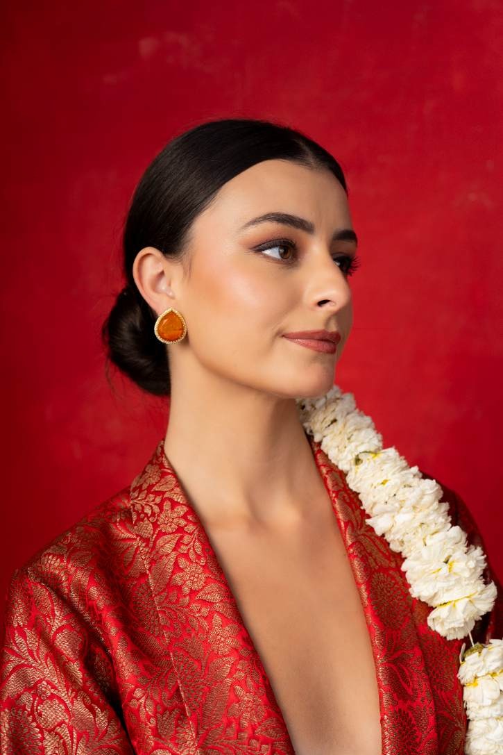 Ruhani Tops