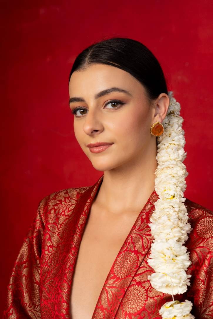 Ruhani Tops