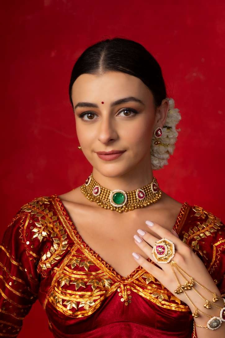 Tabassum Necklace with earings