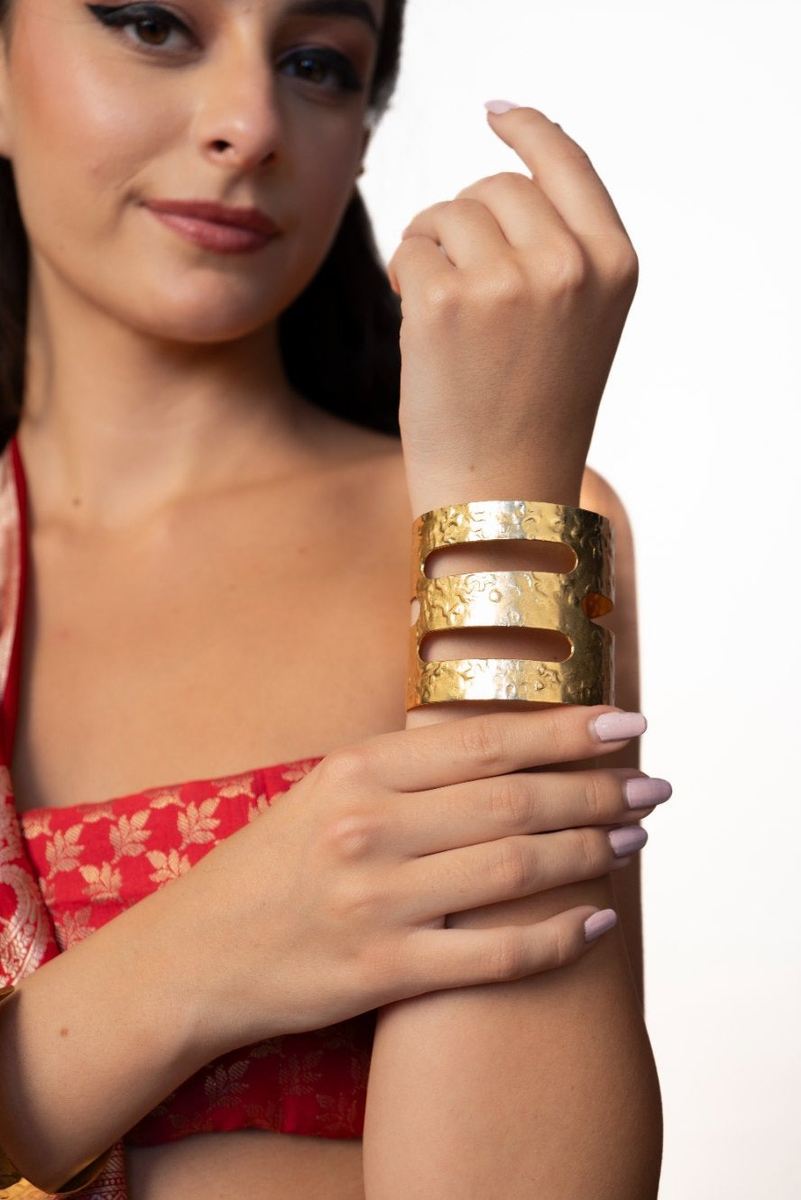 Lucky Charm cuff - single pc