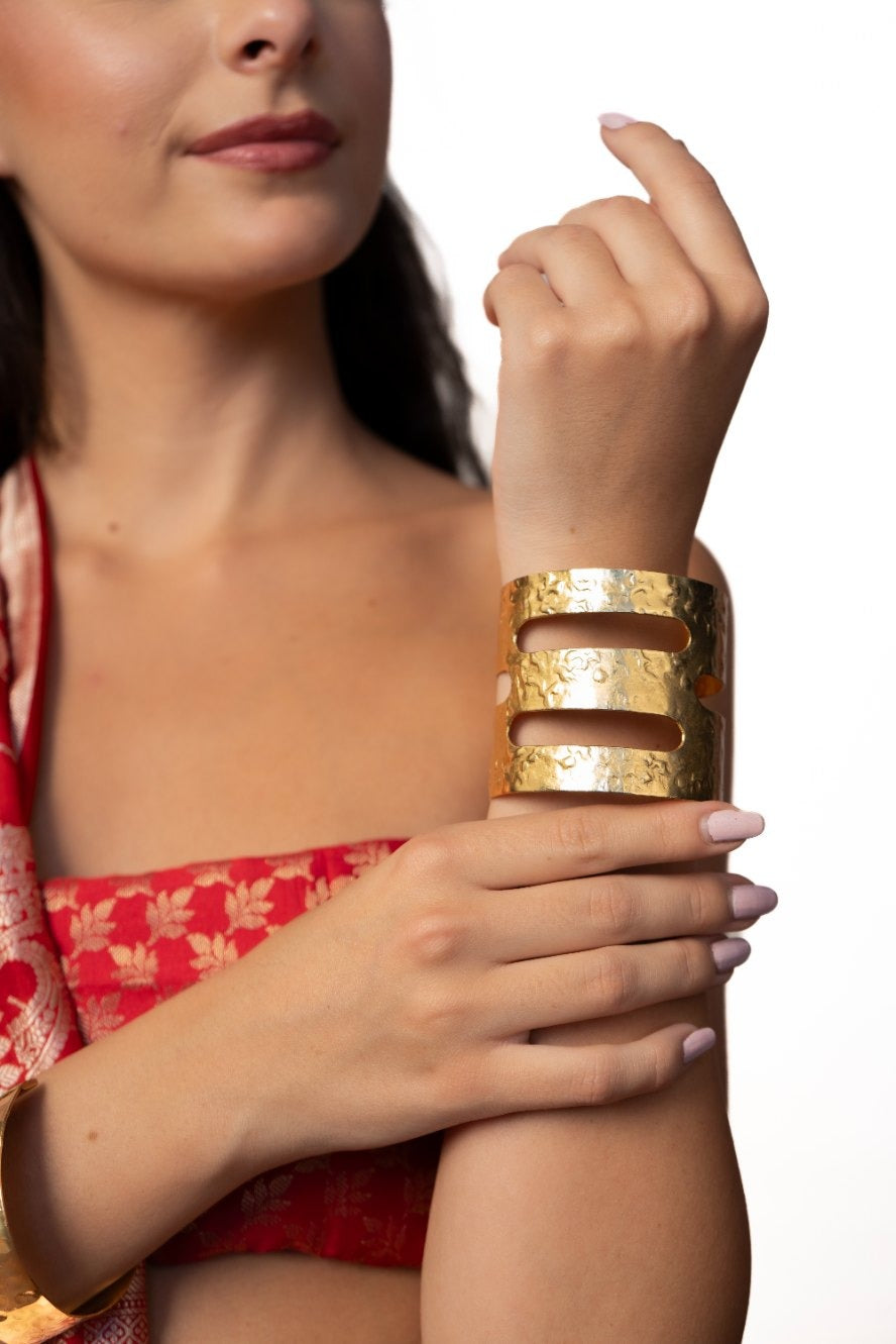 Lucky Charm cuff - single pc