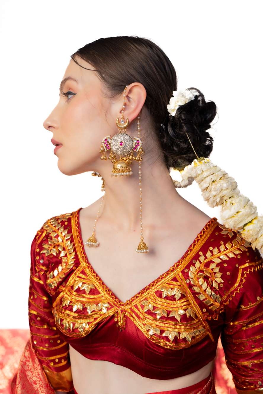 Naira earings with Kanauti