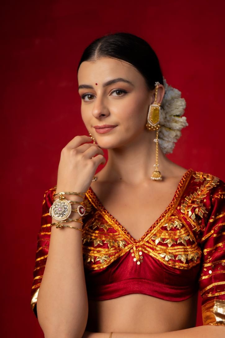 Sultana cuff single pc