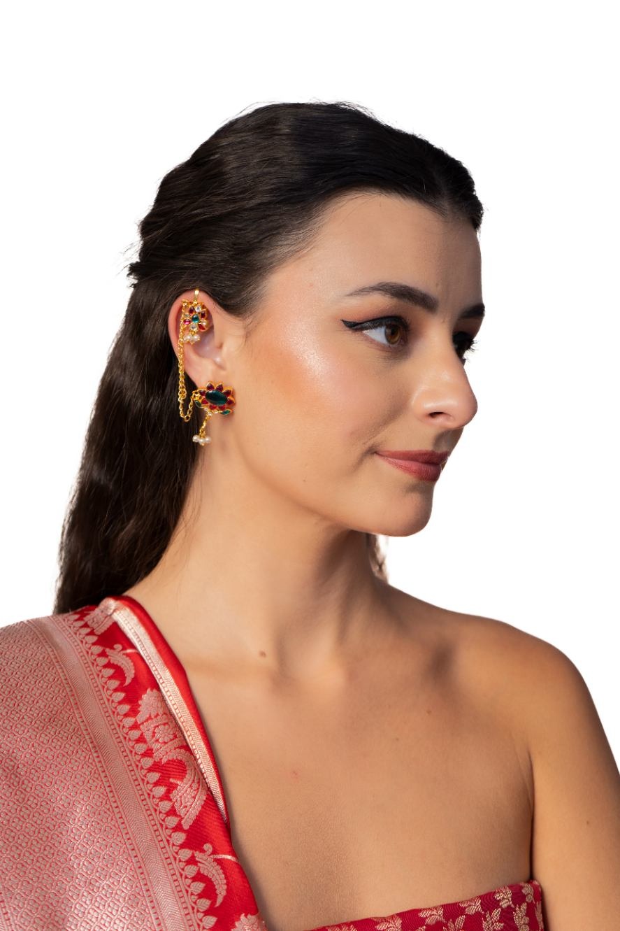 Kavya Earcuff with earing