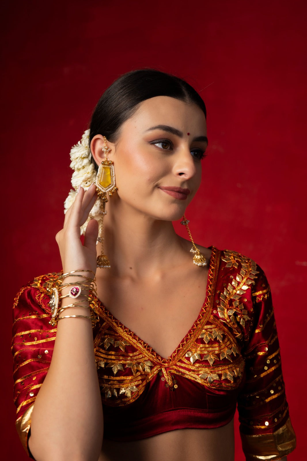 Baano Laadli Earings