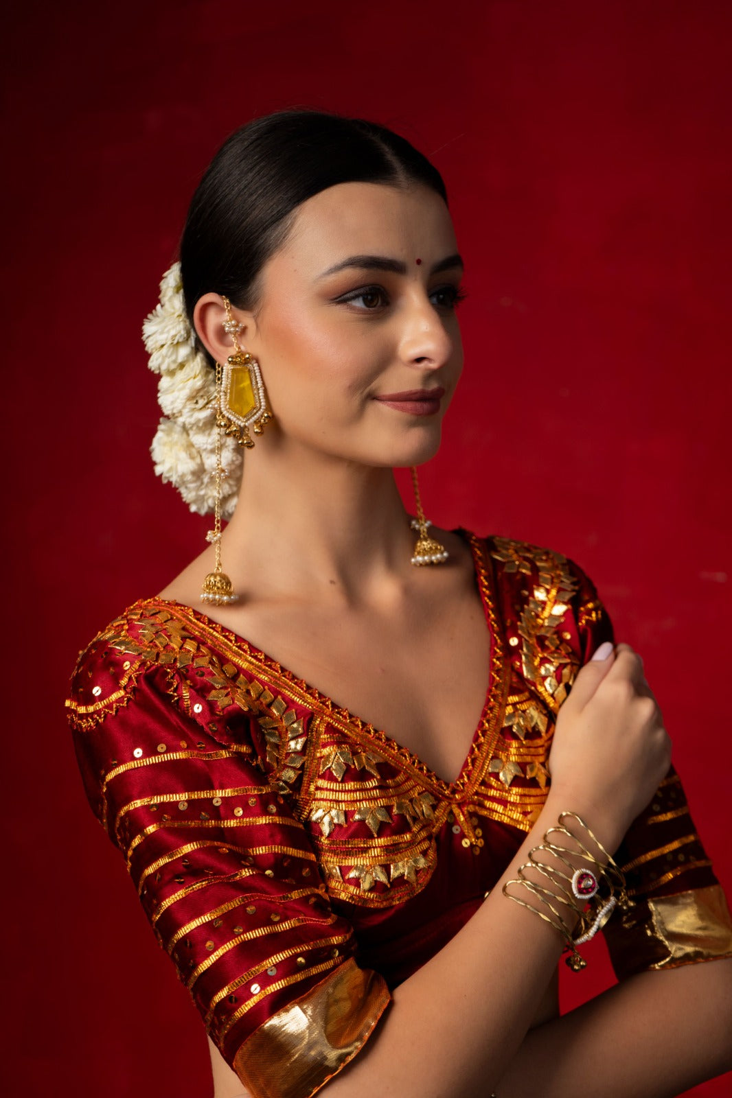 Baano Laadli Earings